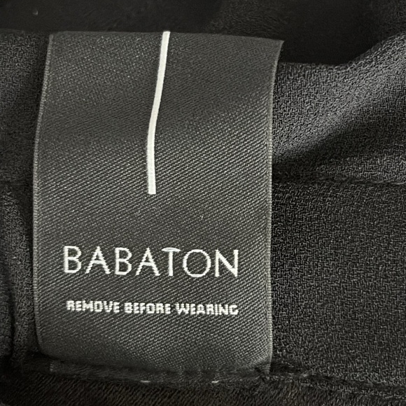 Aritzia Babaton Thibaut Relaxed Fit Tapered Leg Pant in Black - NWOT - Medium - Picture 7 of 10